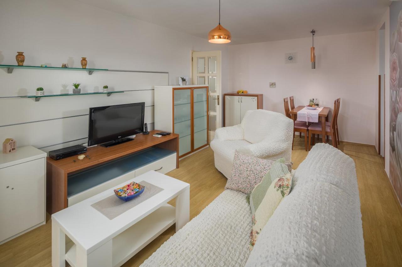 Kukci Apartment Екстериор снимка
